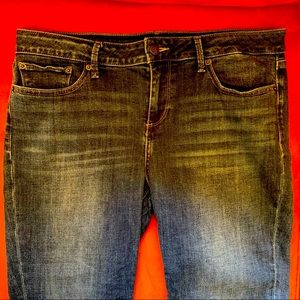 Lucky Brand jeans (size 14/32)